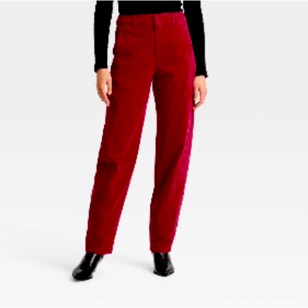 Women's High-Rise Curved Leg
Chino Pants - Universal Thread Red
2